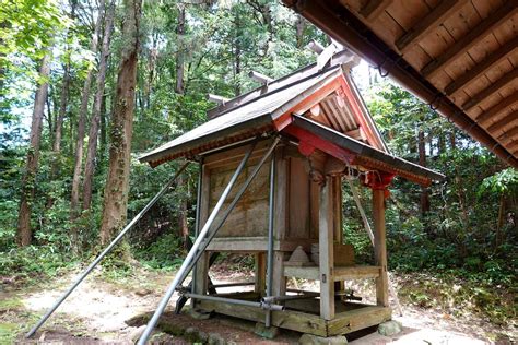 赤本山|赤神社